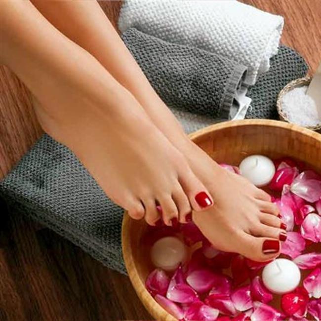 Manicure e pedicure SPA OPI - 2